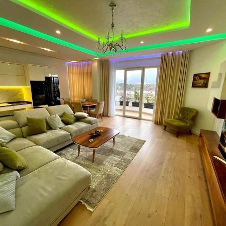 Queen'S Luxury Apartments Lake Tiran Dış mekan fotoğraf