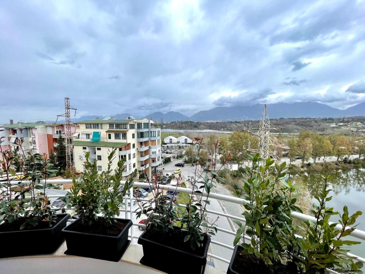 Queen'S Luxury Apartments Lake Tiran Dış mekan fotoğraf