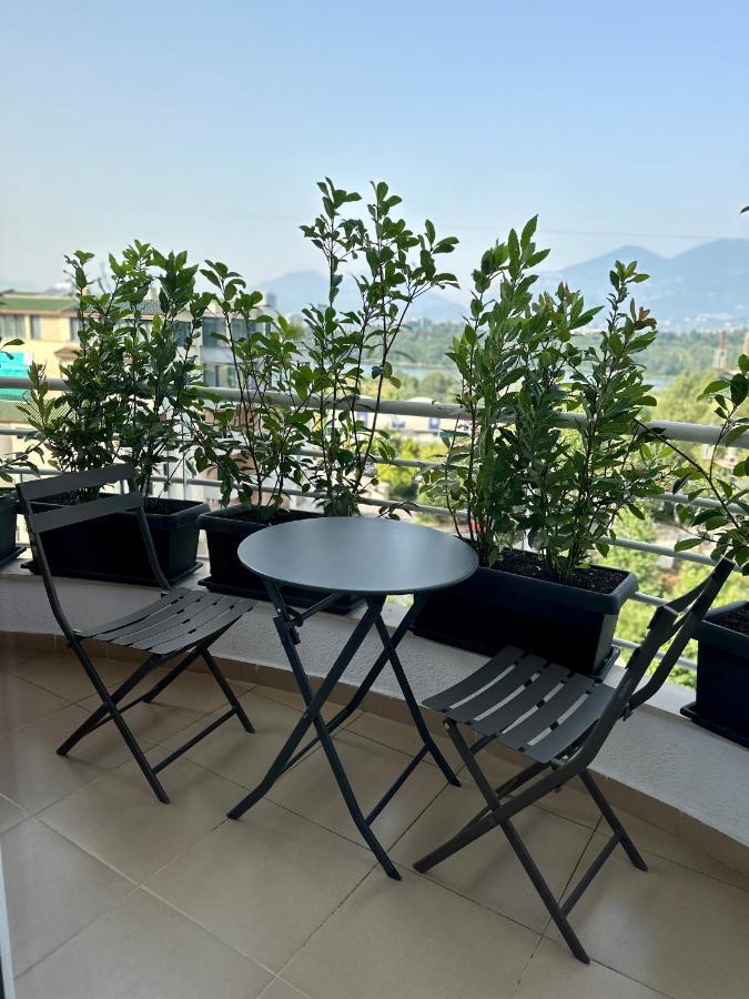 Queen'S Luxury Apartments Lake Tiran Dış mekan fotoğraf